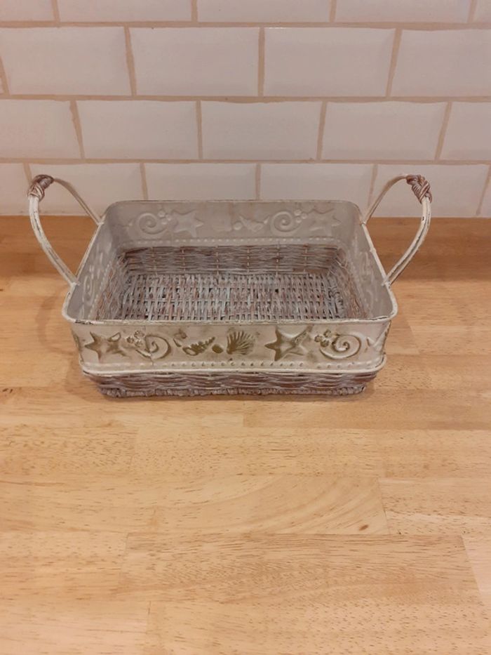 Panier osier et métal