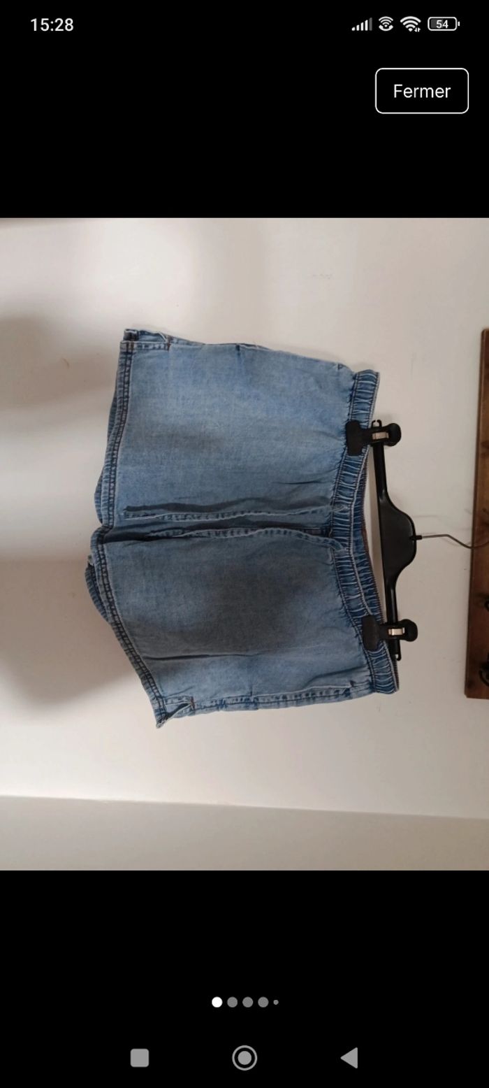 Short en jean Kiabi taille 42