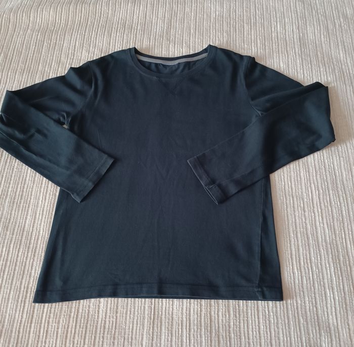 Tee shirts manches  T 10 ans