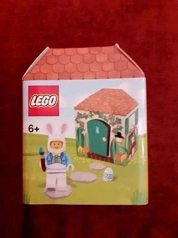Neuf 1 Boite mini-figurine lego lapin paques