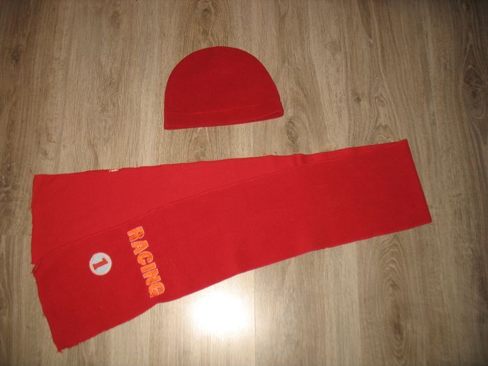 LOT DE 2 PCS : ÉCHARPE + BONNET BORDEAUX GARÇON - 4 / 6 ANS - n°01