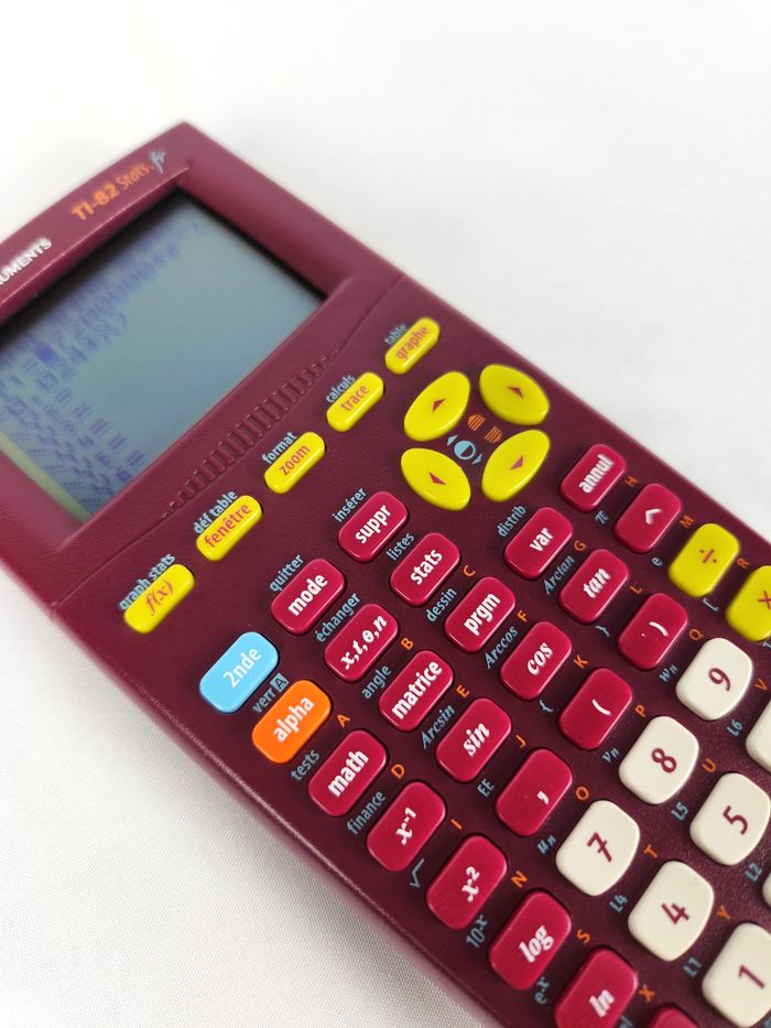 Calculatrice Graphique Texas Instruments TI-82 Stats.fr - Lycée / Examens - photo numéro 4