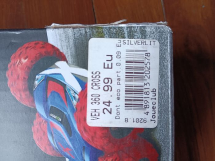 Voiture téléguidée - photo numéro 2