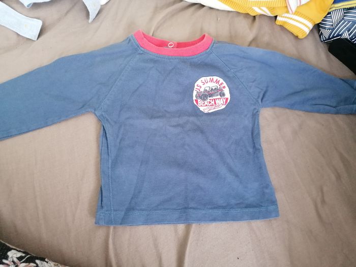 Lot de hauts - photo numéro 4