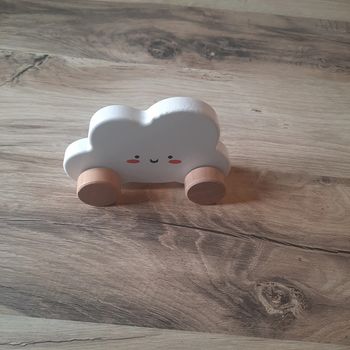 Nuage en bois qui roule