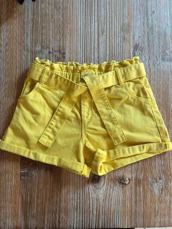 Short jaune Okaïdi 7 ans