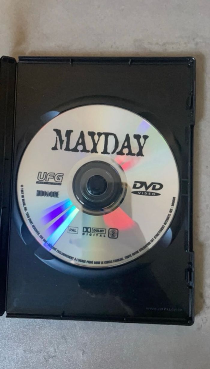 Mayday - photo numéro 2