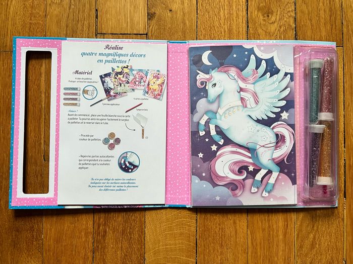 Chevaux magiques à pailleter - photo numéro 2