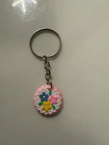 Porte clé fleurs neuf