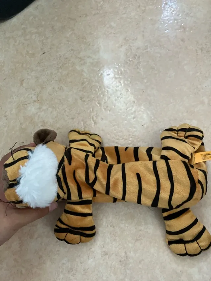 Trousse en forme de tigre – Neuve – Jaune moutarde & marron - photo numéro 3