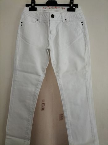 Jean blanc Cache Cache