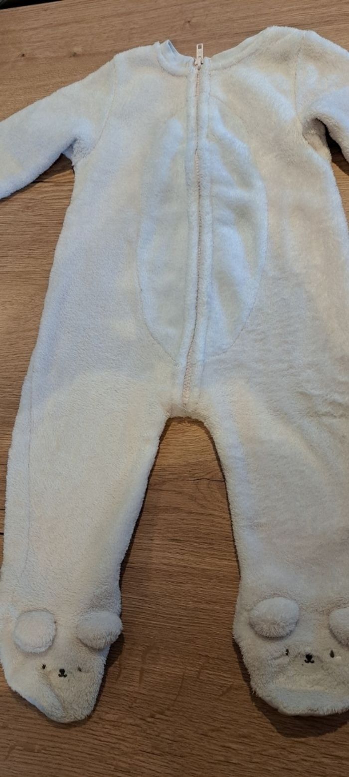 3 pyjamas - photo numéro 4