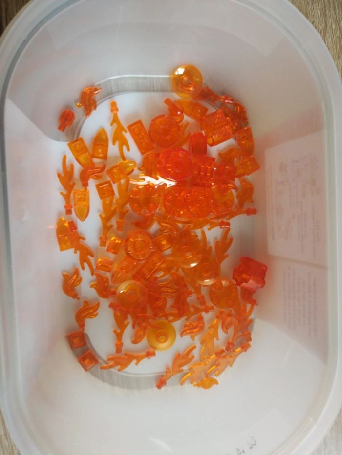 Lego lot 88 pièces divers trans orange - photo numéro 2