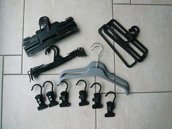 Lot de 20 cintres enfant (n°3)