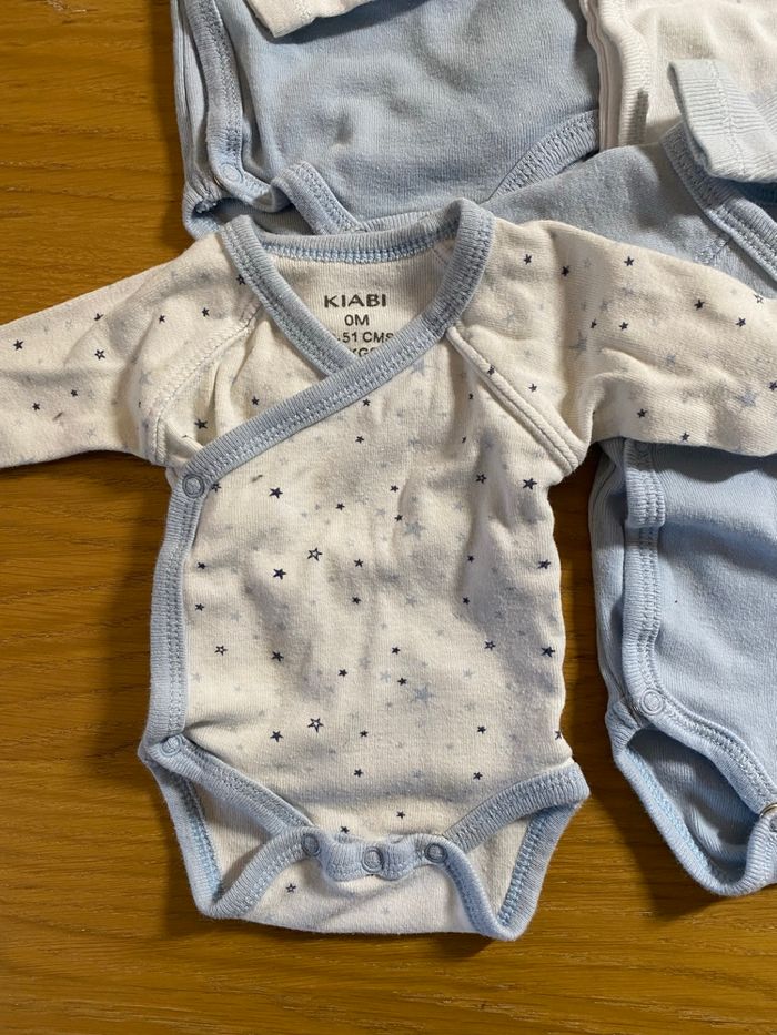 Kiabi Lot de 5 Bodies bleu/blanc Taille Naissance - photo numéro 3
