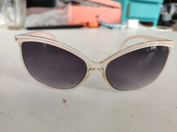 Lunettes de soleil inspiration 70's - photo numéro 5