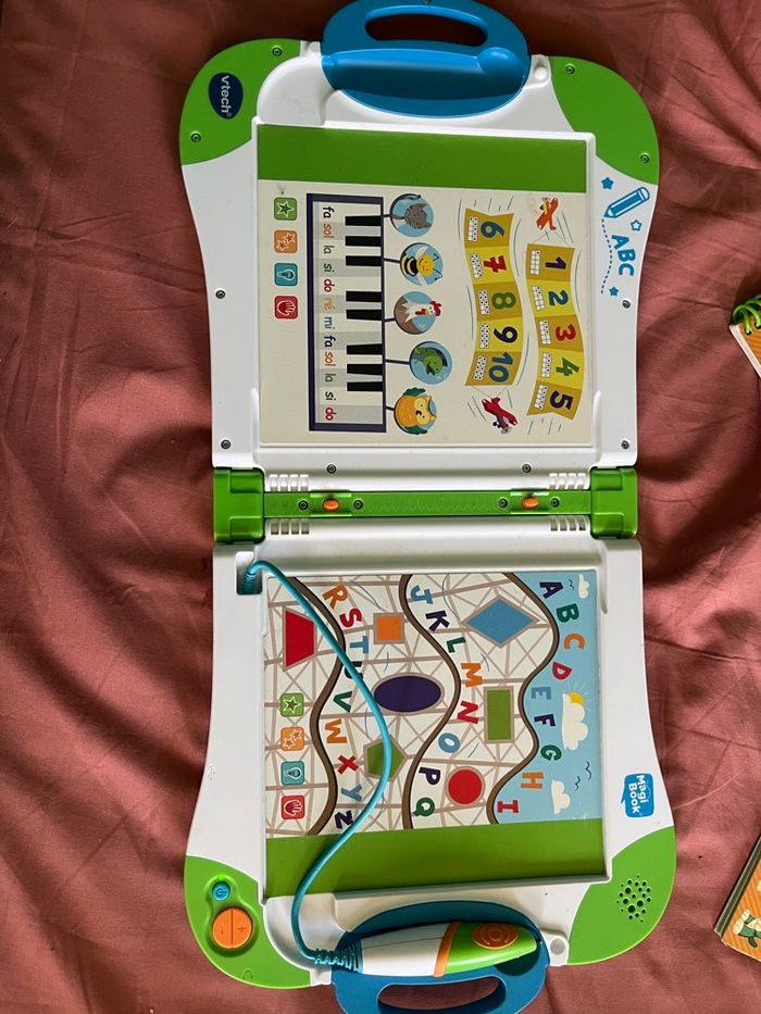 Magic Book et ses livrets - photo numéro 2