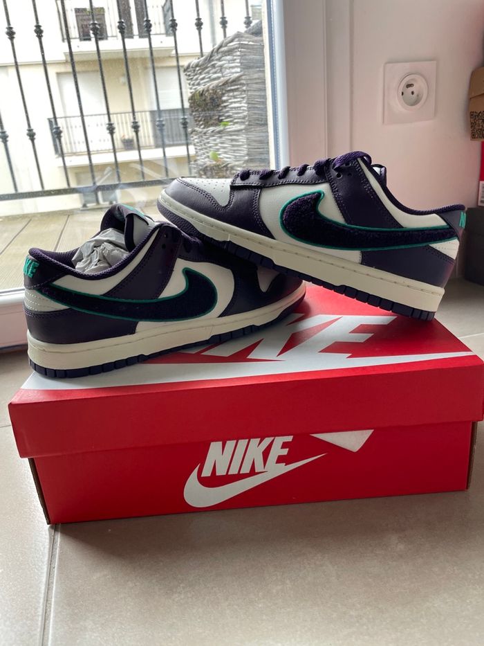 Nike Dunk Low Chenille Swoosh - Totalement Neuve !