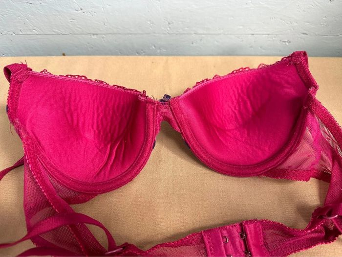 Soutien gorge fushia et bleu marine 85B - photo numéro 5