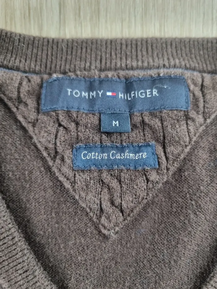 Pull a col V marron Cashmere Tommy Hilfiger Homme Taille S - photo numéro 2