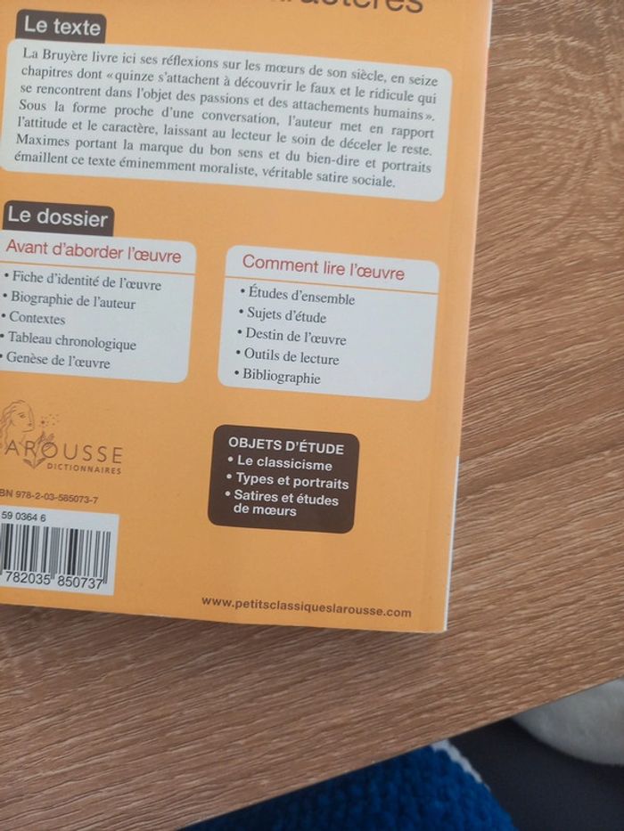 Livre "les caractères" de la bruyère - photo numéro 11
