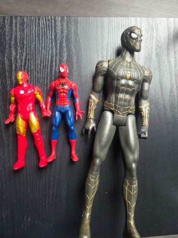 Lot figurines marvel
