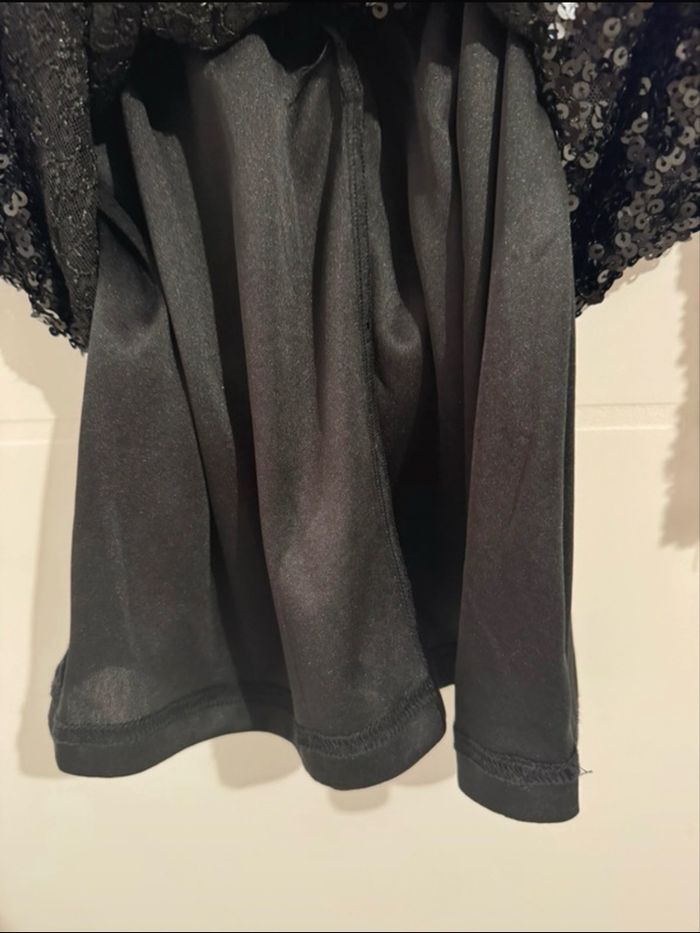 Robe de soirée noire à paillettes - photo numéro 5