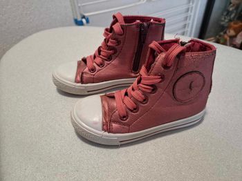 Jolies baskets montantes fille 25 Naf Naf rose pailleté à lacets et zip bon état