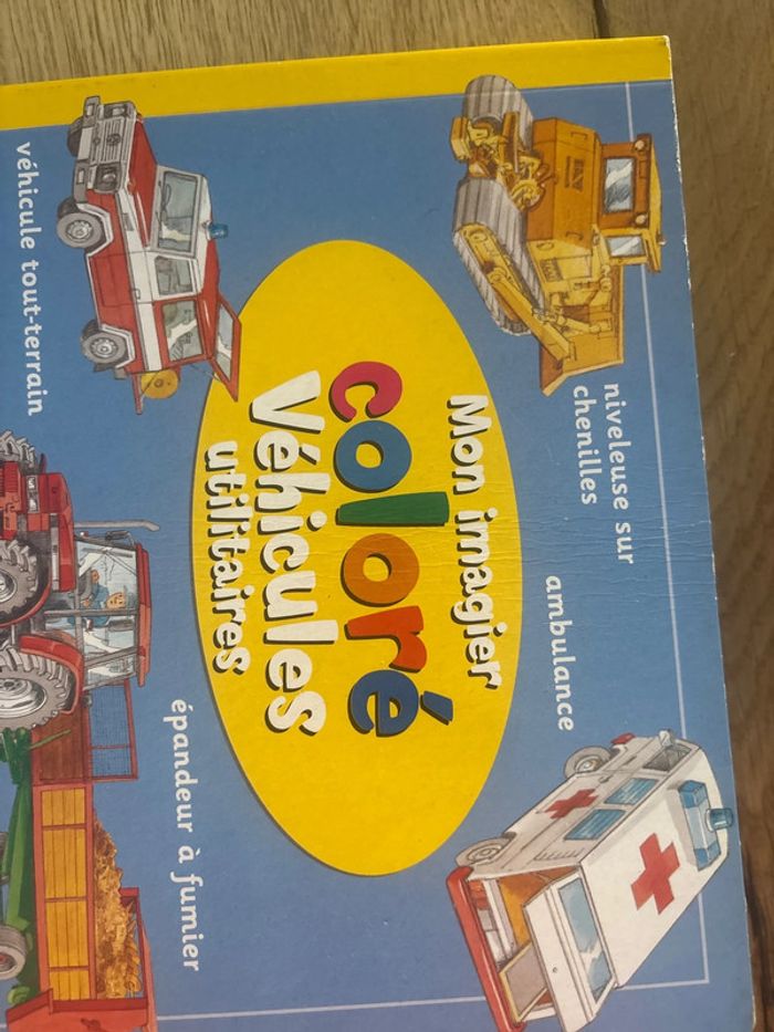 Livre Mon Imagier coloré Véhicules Utilitaires pour Enfants - photo numéro 7