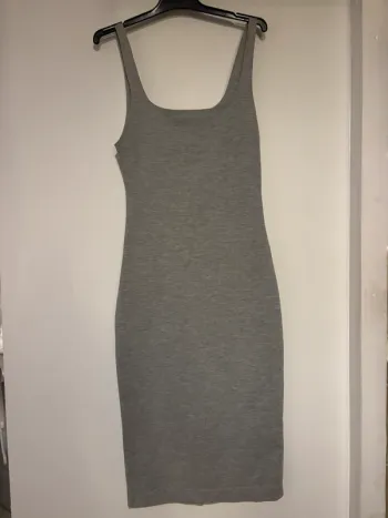 Robe moulante grise Zara Trafaluc – Taille XS