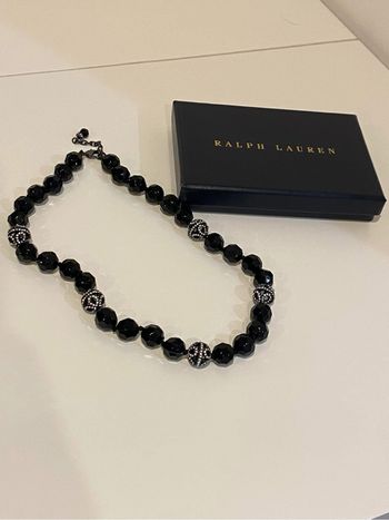 Collier Ralph Lauren très bon état à vendre avec sa boîte 29e