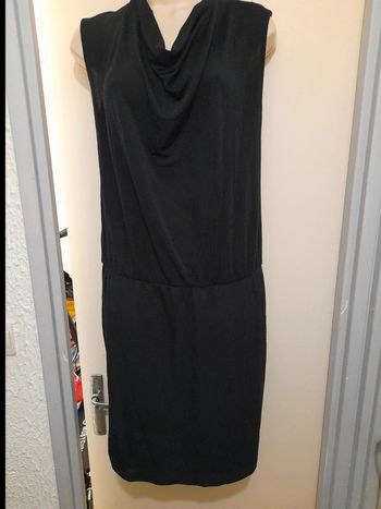 robe taille 42 noire pailleté