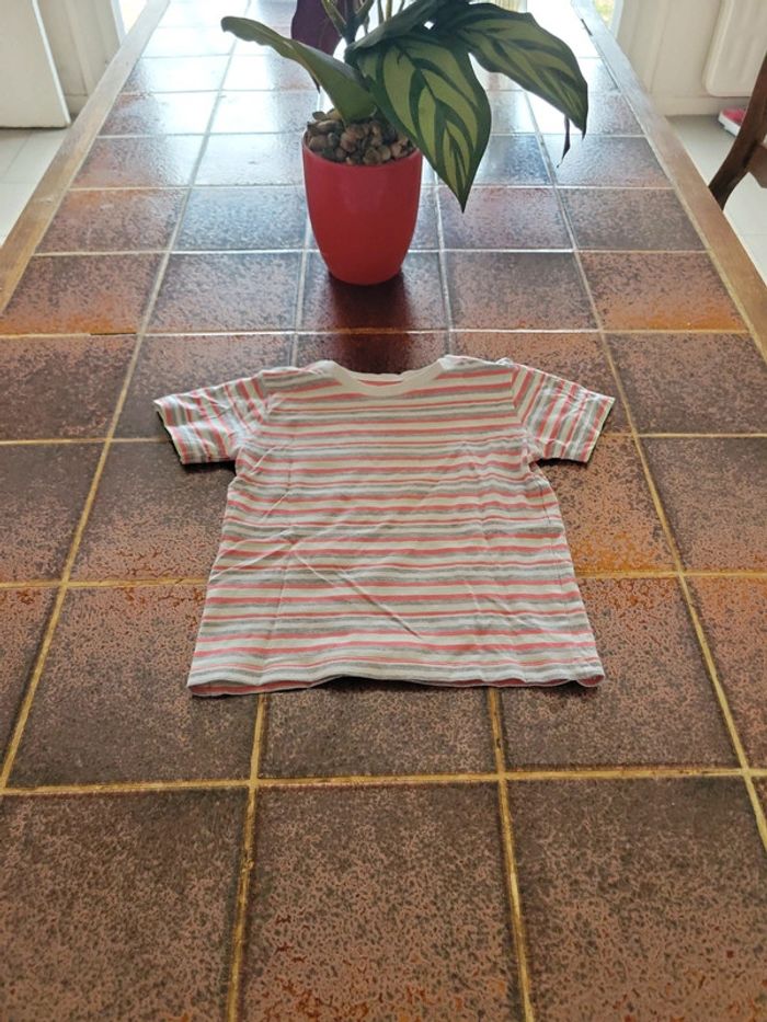 Tee shirt manches courtes