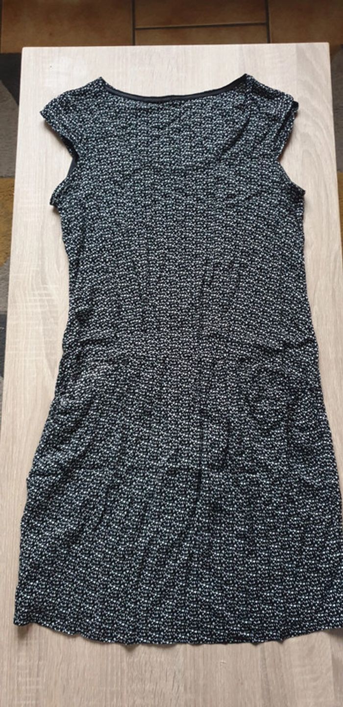 Robe légère neuve - photo numéro 2