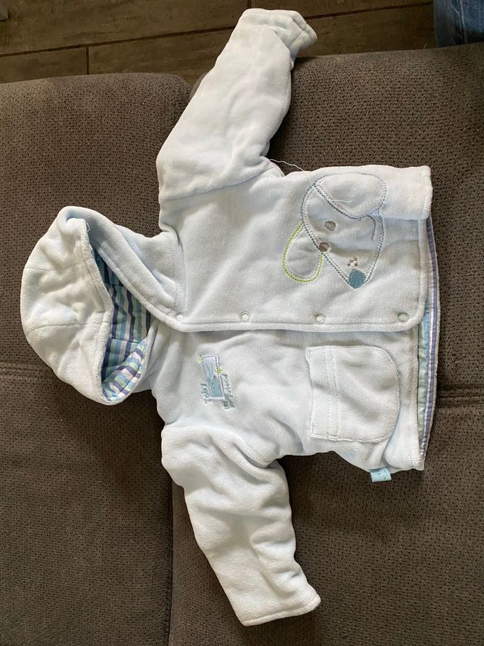 2 gilet 1 mois - photo numéro 2