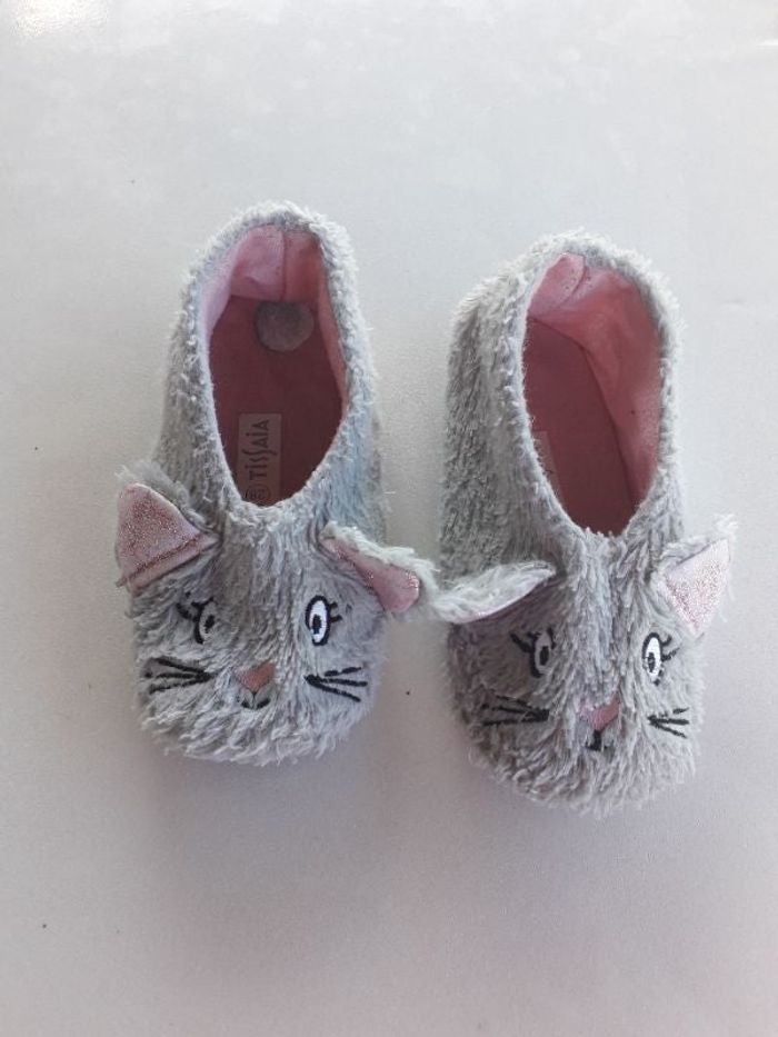 Chaussons souples filles pointure 28