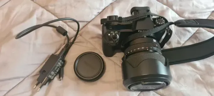 Fujifilm GFX50S II + objectif