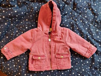 Manteau rouge Lulu castagnette 6 mois.