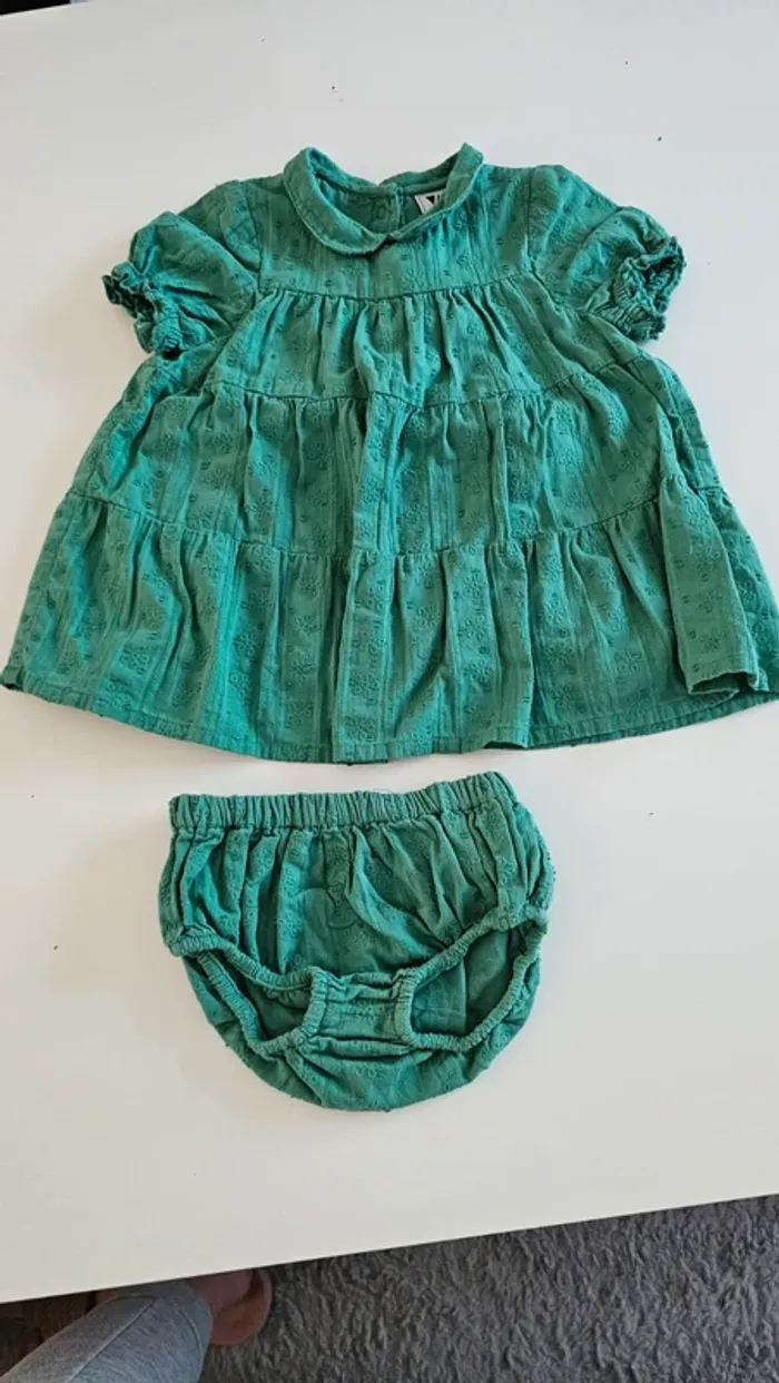 Robe verte TAO 6 mois