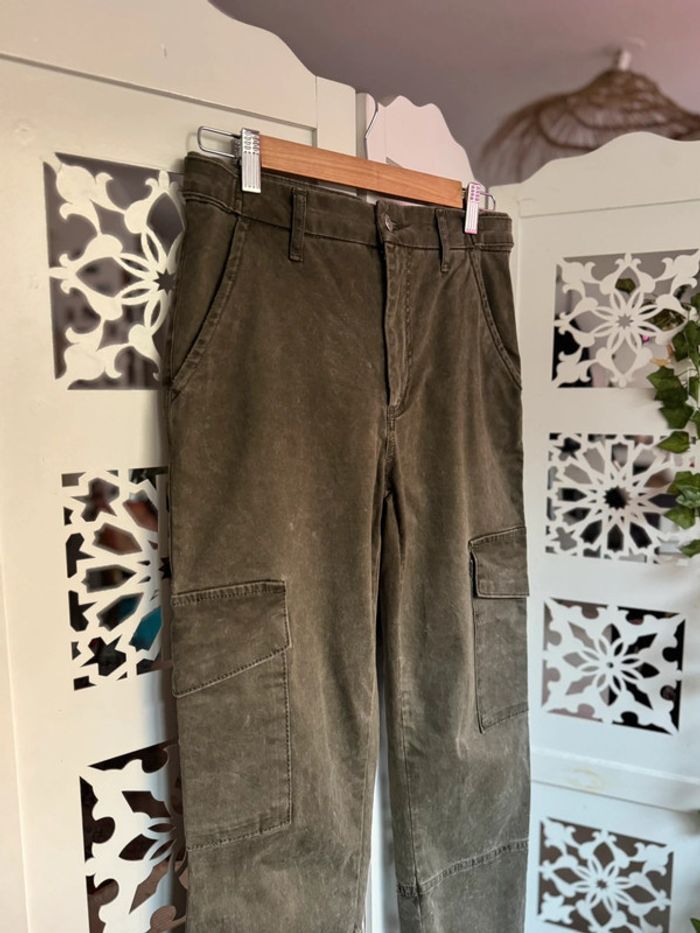 Pantalon Cargo Kaki Urban Outfitters T.27 - photo numéro 10
