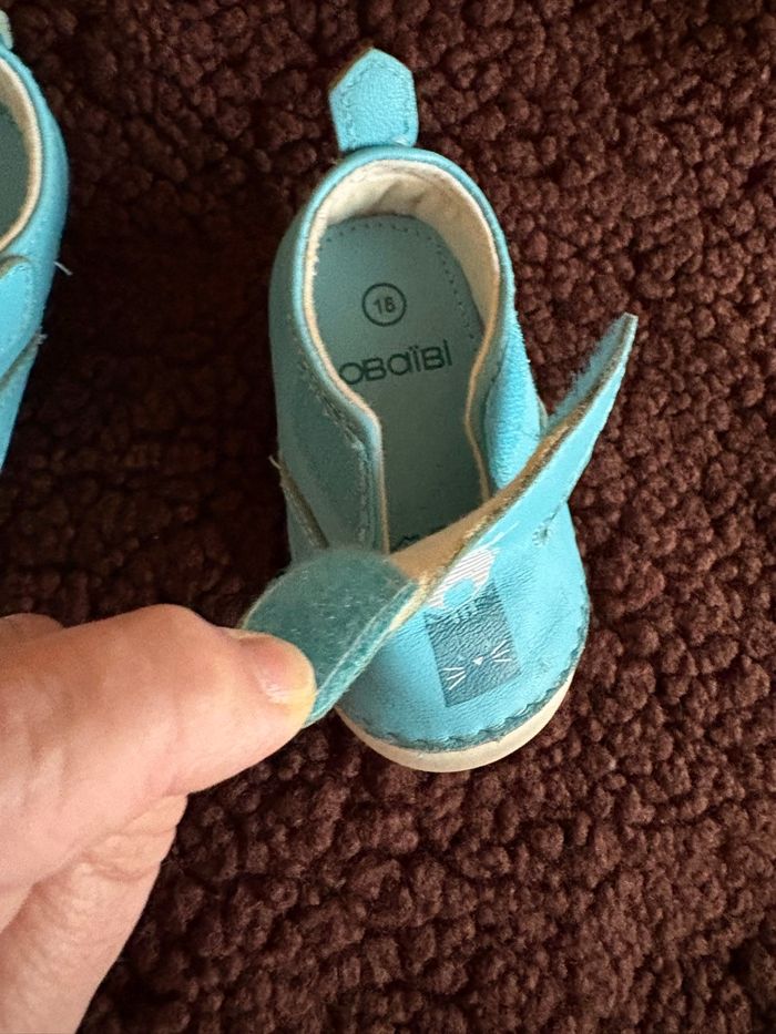 Chaussons bébé en cuir - Taille 18 - photo numéro 3