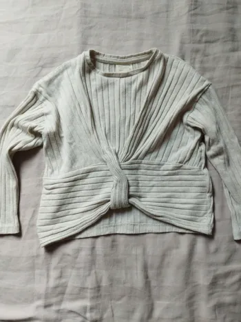 Pull court beige Zara 5 ans