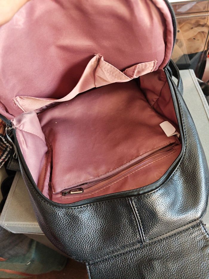 Sac à dos Femme en noir - photo numéro 5