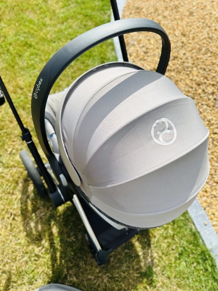 Poussette trio e-priam CYBEX - photo numéro 2