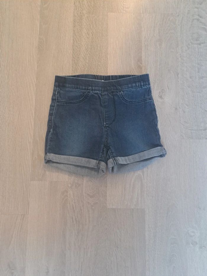 Short 6 ans