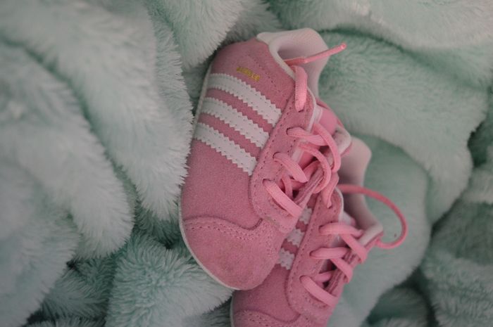 Lot paires de chaussures bébé