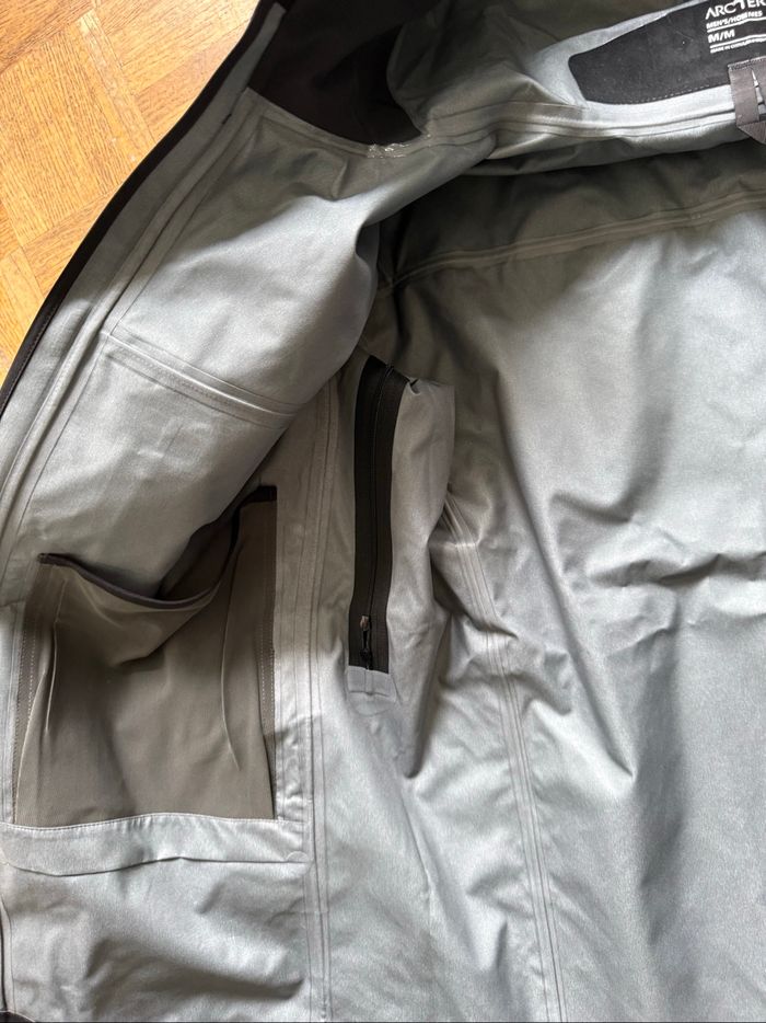 Veste Arcteryx Alpha Sv - photo numéro 8