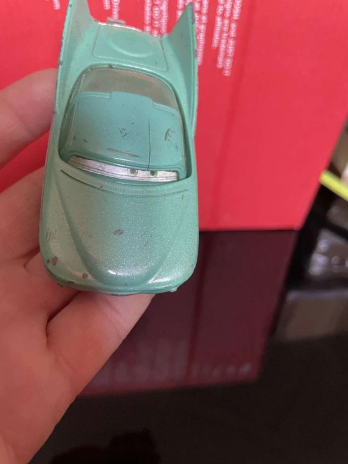 Voiture Cars Flo Yeux Lenticulaire Disney Pixar Mattel - photo numéro 5