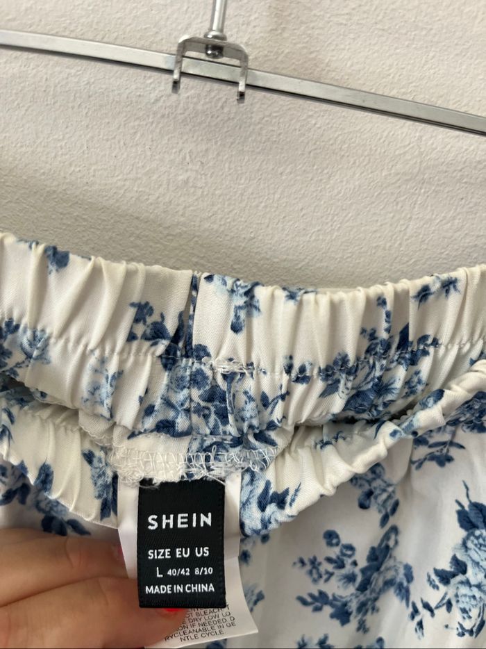 Pantalon léger à jambes larges et ample blanc e fleurs bleu - photo numéro 7