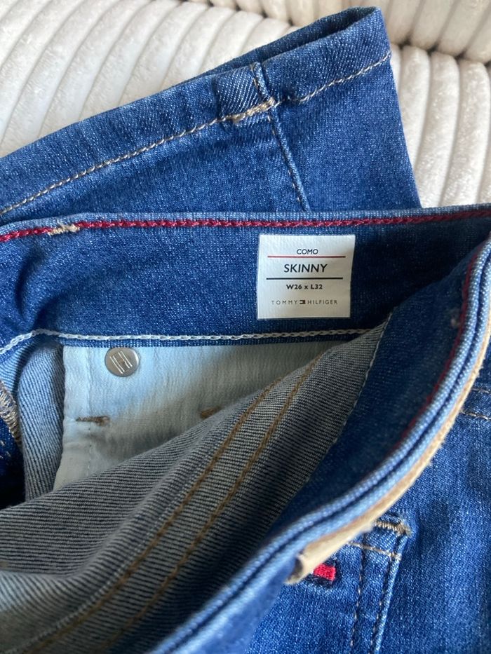 Jean Tommy Hilfiger - photo numéro 2